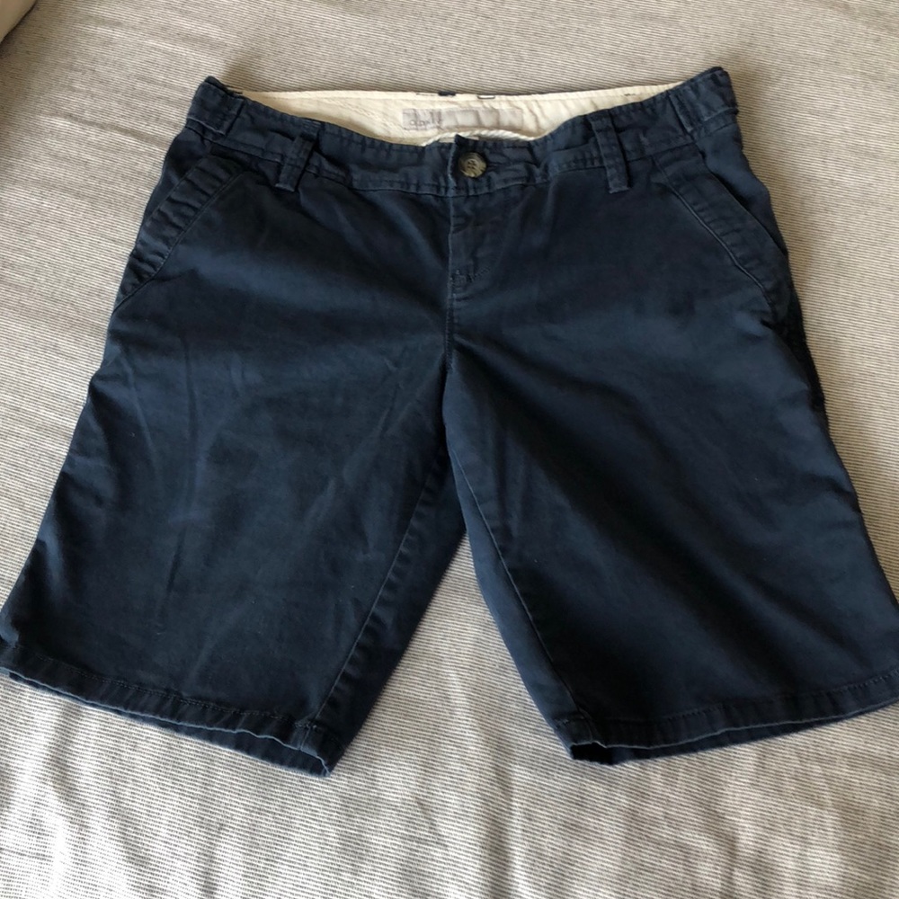 Old Navy Bermuda length navy blue shorts